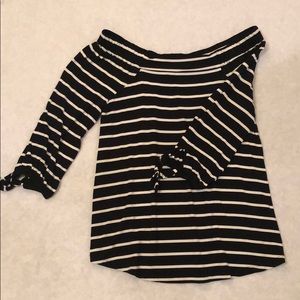 Black and white striped quarter sleeve blouse